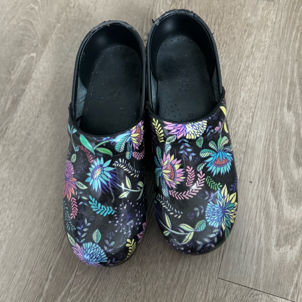 Dansko Clogs size 39